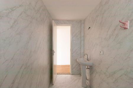 Banheiro de apartamento para alugar com 2 quartos, 53m² em Vila Maria, São Paulo