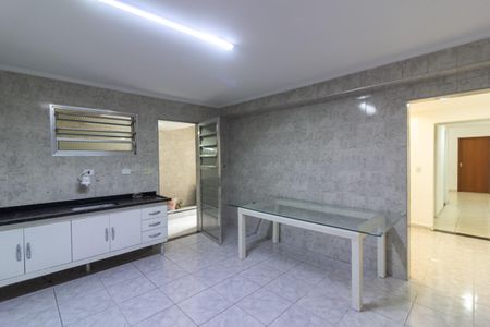 Casa para alugar com 149m², 2 quartos e 1 vaga Casa para alugar com 149m², 2 quartos e 1 vagaCozinha