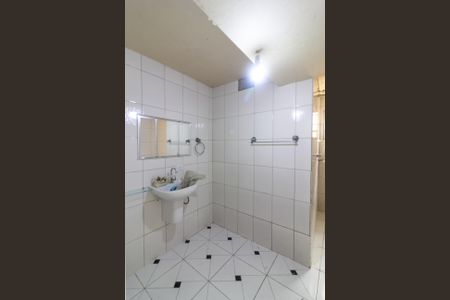 Casa para alugar com 149m², 2 quartos e 1 vaga Casa para alugar com 149m², 2 quartos e 1 vagaBanheiro Social