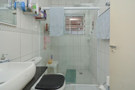 Casa para alugar com 94m², 2 quartos e 2 vagas Casa para alugar com 94m², 2 quartos e 2 vagasBanheiro