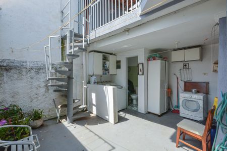 Casa para alugar com 94m², 2 quartos e 2 vagas Casa para alugar com 94m², 2 quartos e 2 vagasQuintal