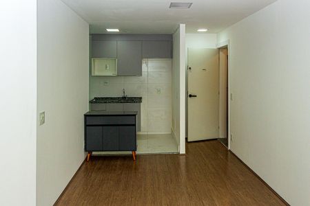 Sala de apartamento à venda com 3 quartos, 58m² em Campininha, São Paulo