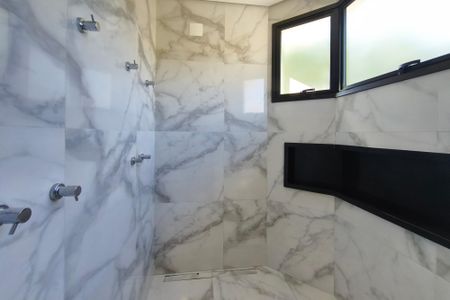 Casa de condomínio à venda com 400m², 4 quartos e 2 vagasBanheiro Suíte 4