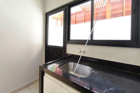 Casa de condomínio à venda com 400m², 4 quartos e 2 vagasÁrea de Serviço