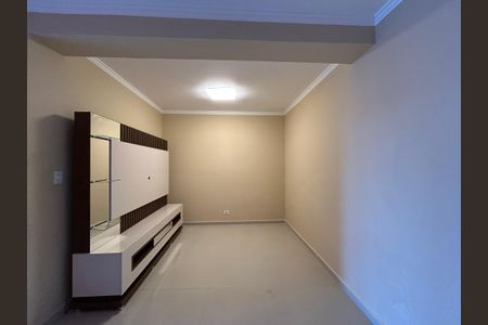 Casa à venda com 200m², 3 quartos e 2 vagasSala