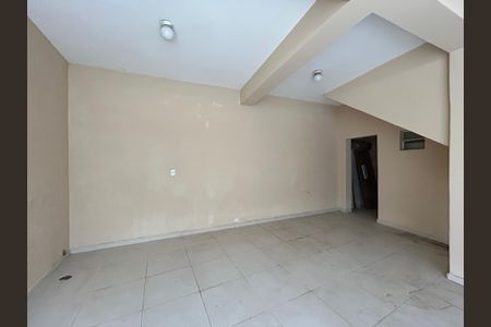 Casa à venda com 200m², 3 quartos e 2 vagasGaragem