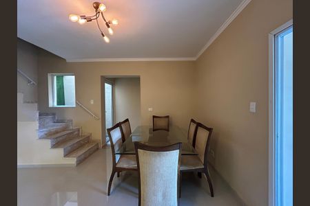 Sala de casa à venda com 3 quartos, 200m² em Vila Miriam, São Paulo