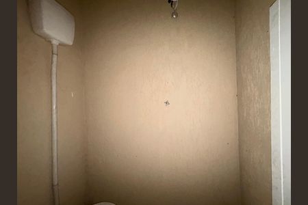 Casa à venda com 200m², 3 quartos e 2 vagasBanheiro de serviço