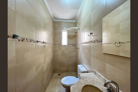 Casa à venda com 200m², 3 quartos e 2 vagasBanheiro