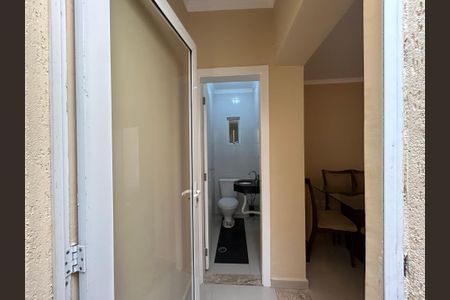 Casa à venda com 200m², 3 quartos e 2 vagasJardim de inverno 