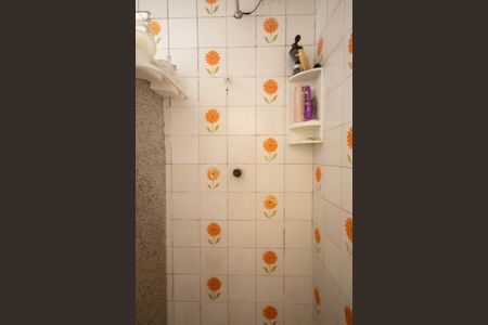 Apartamento para alugar com 60m², 2 quartos e 1 vaga Apartamento para alugar com 60m², 2 quartos e 1 vagaBanheiro