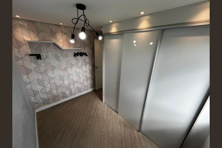 Foto 14 de apartamento à venda com 2 quartos, 74m² em Jardim Tupanci, Barueri