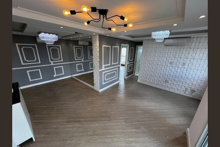 Foto 04 de apartamento à venda com 2 quartos, 74m² em Jardim Tupanci, Barueri