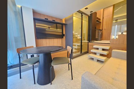 Sala de kitnet/studio para alugar com 1 quarto, 35m² em Santo Amaro, São Paulo