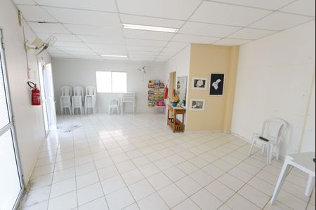 Apartamento para alugar com 53m², 2 quartos e 1 vaga Apartamento para alugar com 53m², 2 quartos e 1 vagaÁrea comum - Salão de festas