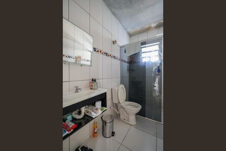 Banheiro de casa à venda com 2 quartos, 180m² em Jardim São Roque, São Paulo