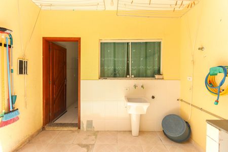 Casa para alugar com 131m², 2 quartos e 2 vagas Casa para alugar com 131m², 2 quartos e 2 vagasÁrea de Serviço