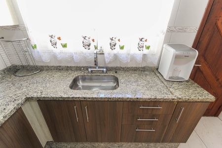 Casa para alugar com 131m², 2 quartos e 2 vagas Casa para alugar com 131m², 2 quartos e 2 vagasCozinha