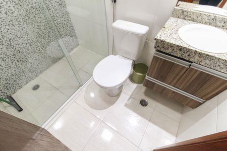 Casa para alugar com 131m², 2 quartos e 2 vagas Casa para alugar com 131m², 2 quartos e 2 vagasBanheiro da Suíte 1