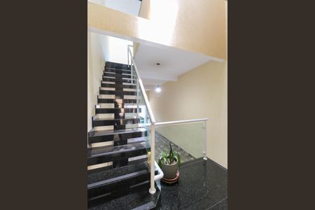 Casa para alugar com 131m², 2 quartos e 2 vagas Casa para alugar com 131m², 2 quartos e 2 vagasGaragem