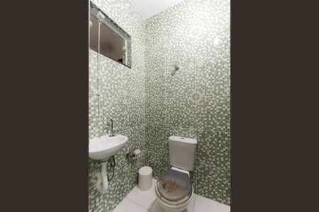 Casa para alugar com 131m², 2 quartos e 2 vagas Casa para alugar com 131m², 2 quartos e 2 vagasBanheiro - Churrasqueira