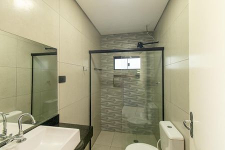 Banheiro Social de kitnet/studio para alugar com 1 quarto, 40m² em Santa Quiteria, Curitiba