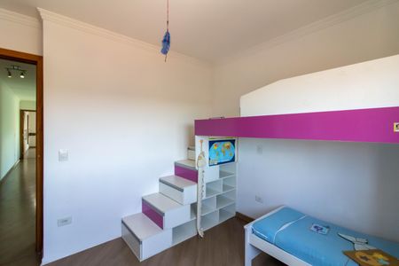 Casa à venda com 225m², 3 quartos e 6 vagas Casa à venda com 225m², 3 quartos e 6 vagasQuarto 2