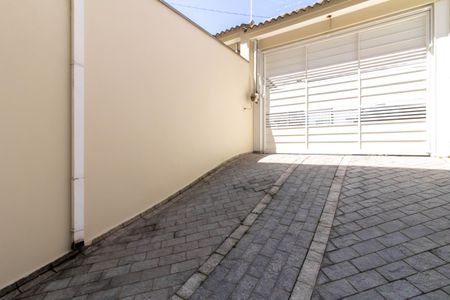 Casa à venda com 225m², 3 quartos e 6 vagas Casa à venda com 225m², 3 quartos e 6 vagasGaragem