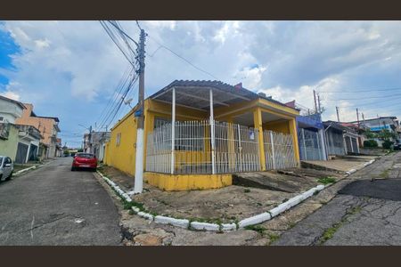 Casa à venda com 126m², 3 quartos e 2 vagasFachada