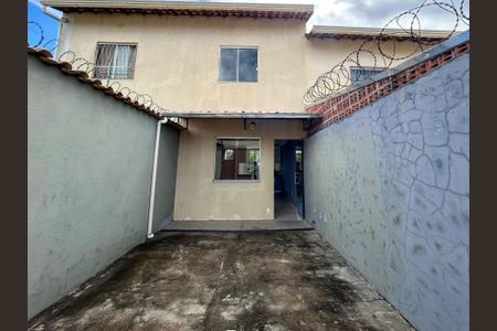 Casa para alugar com 150m², 2 quartos e 2 vagas