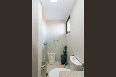 Apartamento à venda com 184m², 4 quartos e 3 vagasBanheiro Social 2