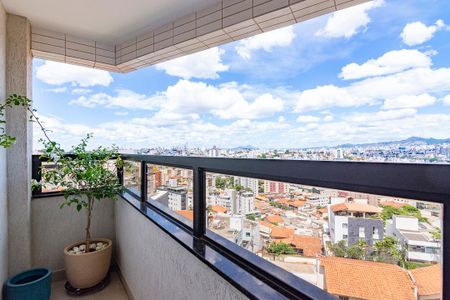 Apartamento à venda com 184m², 4 quartos e 3 vagasVaranda da Suíte