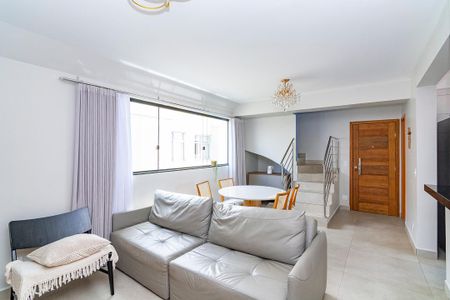 Apartamento à venda com 184m², 4 quartos e 3 vagasSala