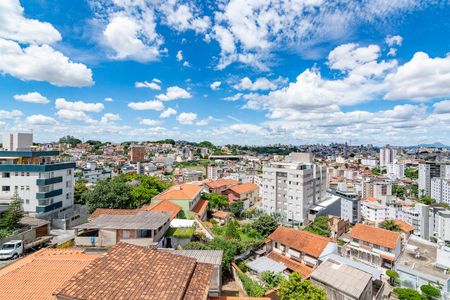 Apartamento à venda com 184m², 4 quartos e 3 vagasVaranda