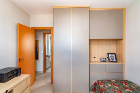 Apartamento à venda com 184m², 4 quartos e 3 vagasQuarto 3