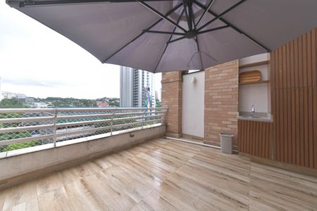 Apartamento à venda com 82m², 2 quartos e 2 vagasVaranda