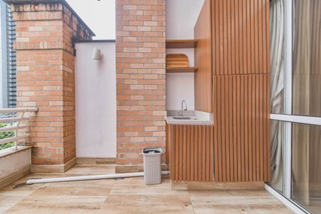 Apartamento à venda com 82m², 2 quartos e 2 vagasVaranda