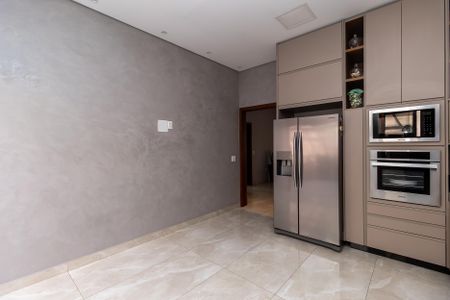 Casa à venda com 200m², 3 quartos e 6 vagas Casa à venda com 200m², 3 quartos e 6 vagasCozinha
