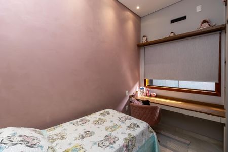 Casa à venda com 200m², 3 quartos e 6 vagas Casa à venda com 200m², 3 quartos e 6 vagasQuarto 1