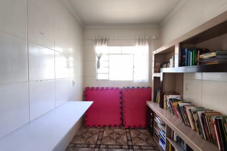 Casa à venda com 266m², 4 quartos e 5 vagasCasa 2 - Cozinha