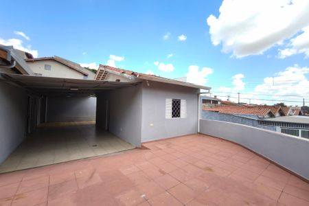 Casa à venda com 266m², 4 quartos e 5 vagasQuintal 