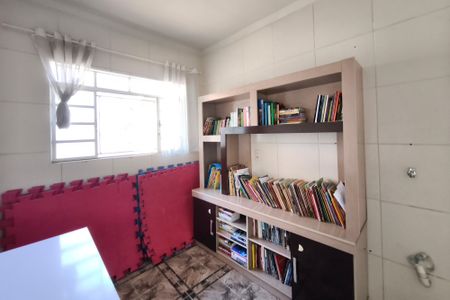 Casa à venda com 266m², 4 quartos e 5 vagasCasa 2 - Cozinha