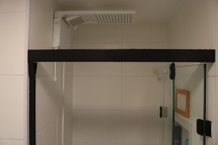 Banheiro de apartamento à venda com 2 quartos, 37m² em Barra Funda, São Paulo