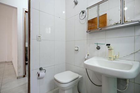 Casa para alugar com 180m², 5 quartos e 2 vagasBanheiro 1