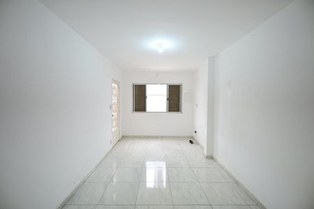 Sala de casa para alugar com 5 quartos, 180m² em Vila Ernesto, São Paulo