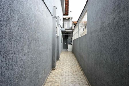 Casa para alugar com 180m², 5 quartos e 2 vagasCorredor Externo