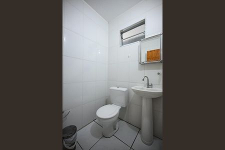 Casa para alugar com 180m², 5 quartos e 2 vagasBanheiro de Serviço