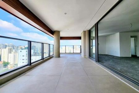 Apartamento à venda com 232m², 4 quartos e 3 vagas