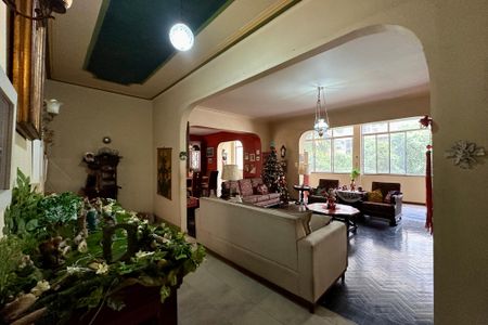 Apartamento à venda com 360m², 4 quartos e 1 vaga