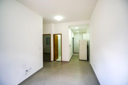 Sala de apartamento para alugar com 2 quartos, 39m² em Vila Carrão, São Paulo